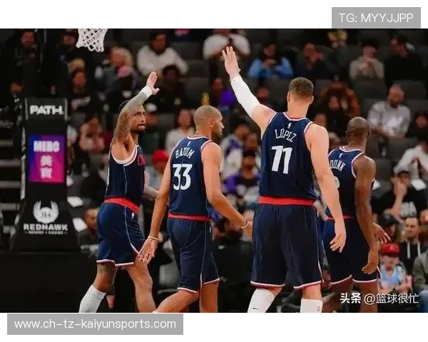 快船阵容磨合提升，末节表现堪称完美，快船阵容强大